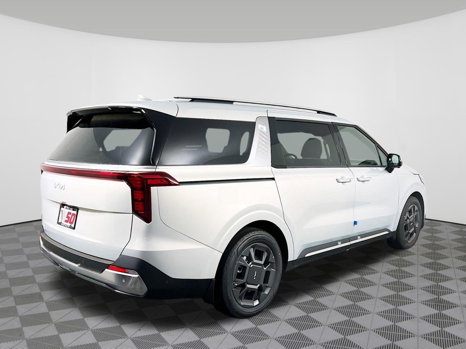2025 Kia Carnival SX - Photo 35