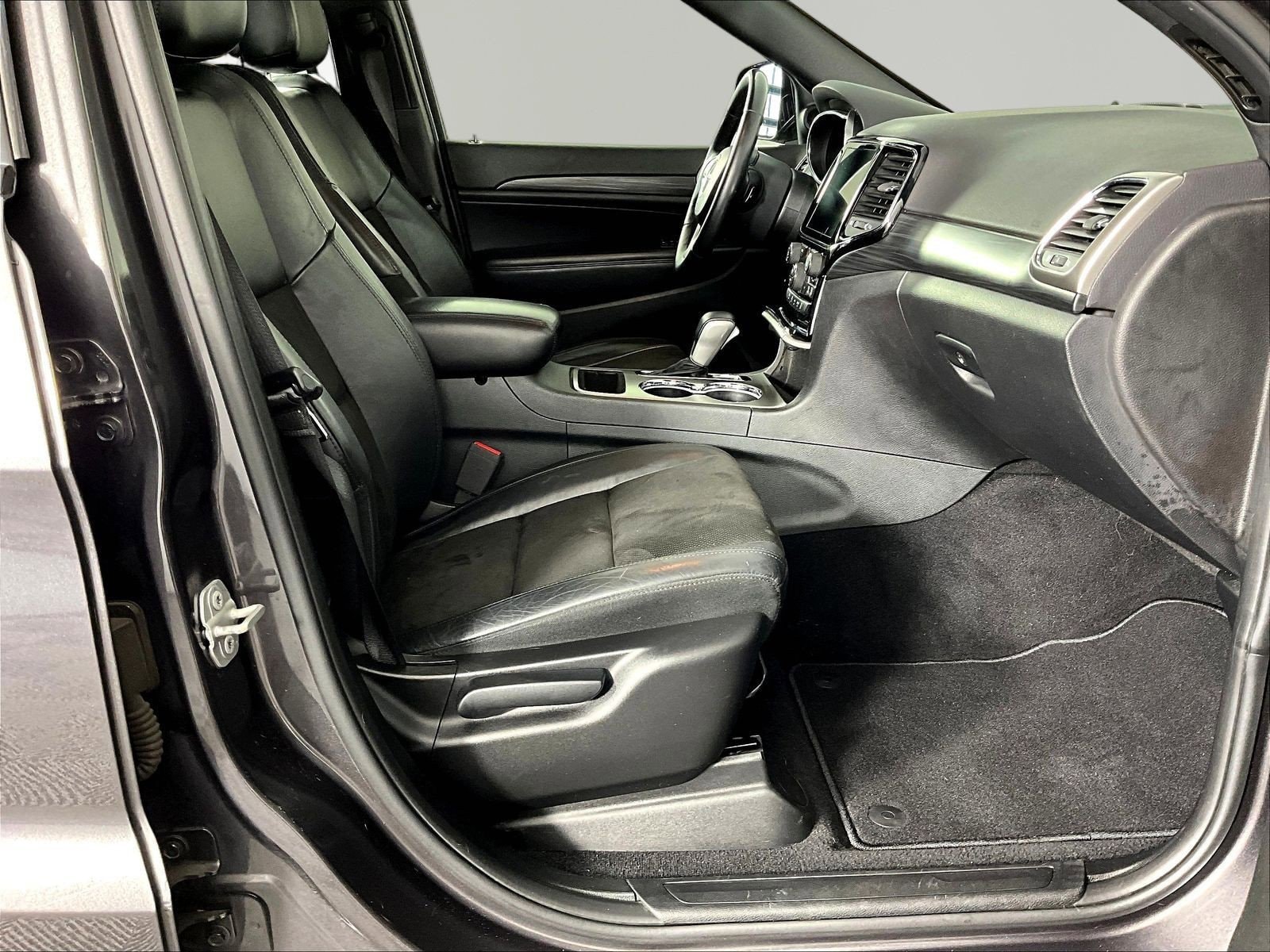 2019 Jeep Grand Cherokee Altitude - Photo 27