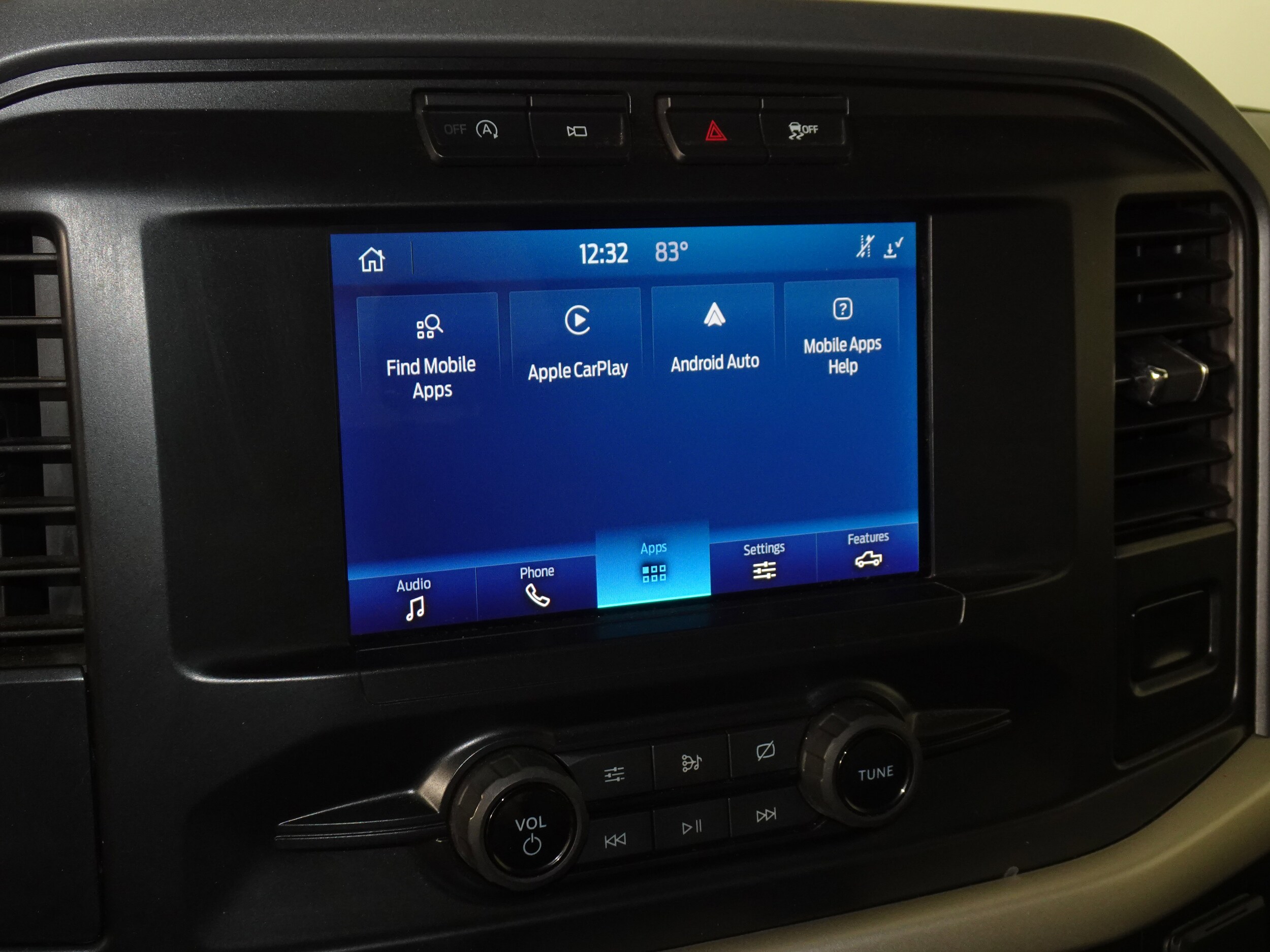 2021 Ford F-150 XLT photo 3
