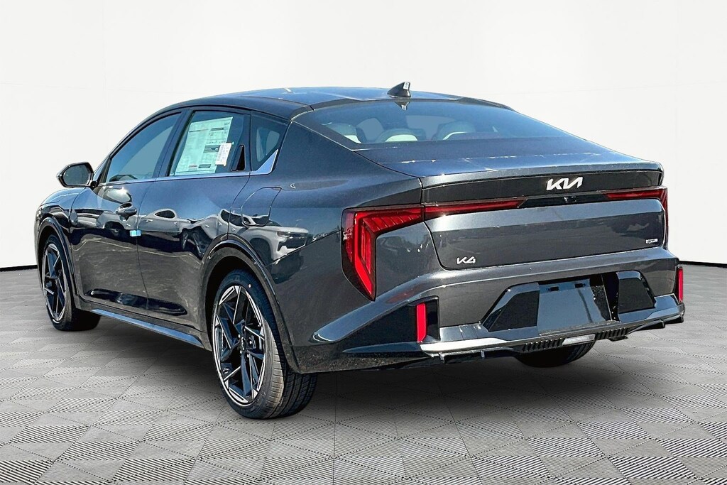 New 2026 Kia K4 GT-Line Sedan