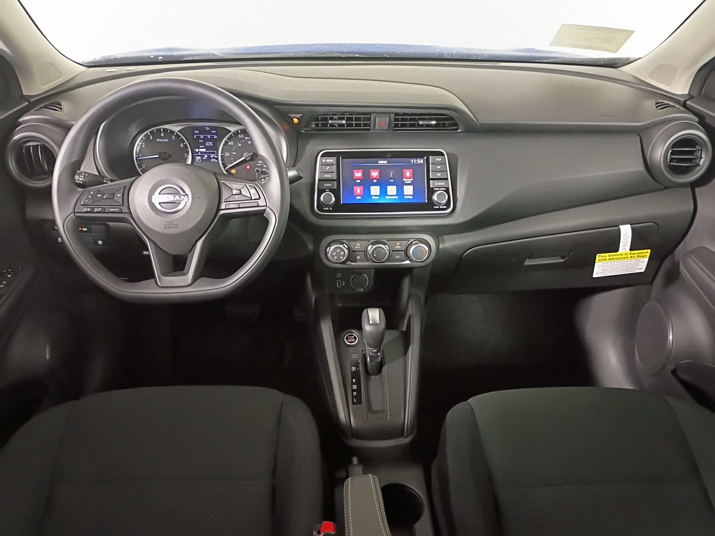 2025 Nissan Kicks Play S photo 4