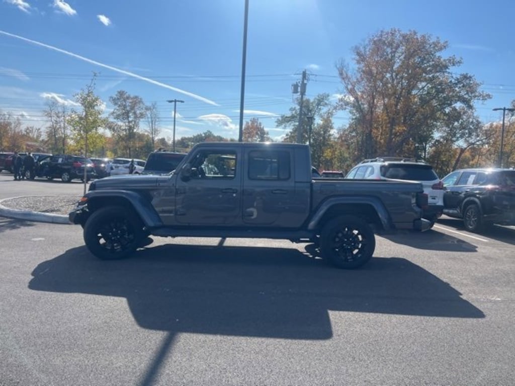 Used 2021 Jeep Gladiator High Altitude Truck Crew Cab