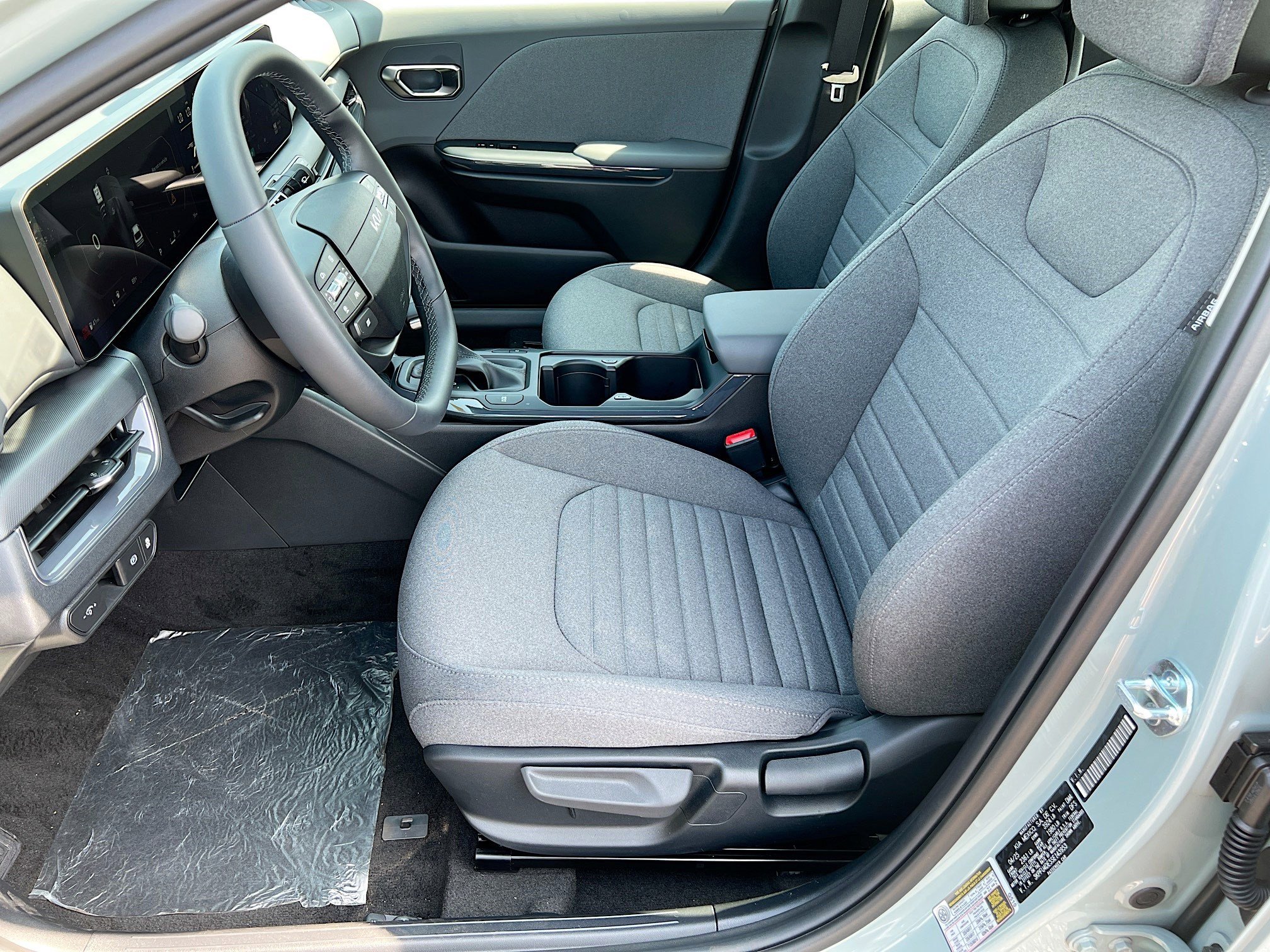 2025 Kia K4 EX photo 3