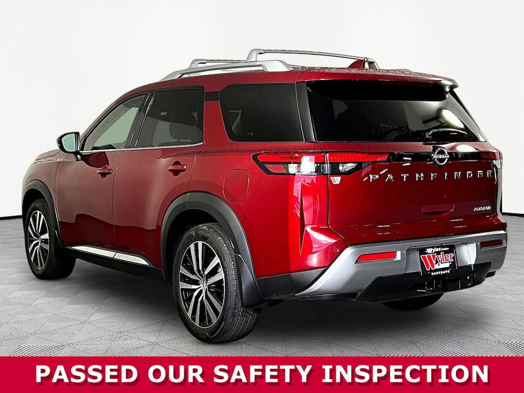 Used 2025 Nissan Pathfinder Platinum SUV