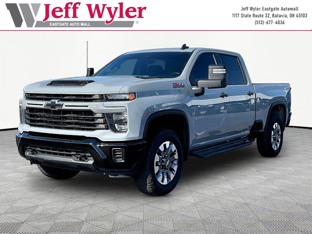 Used 2025 Chevrolet Silverado 2500HD Custom Truck Crew Cab
