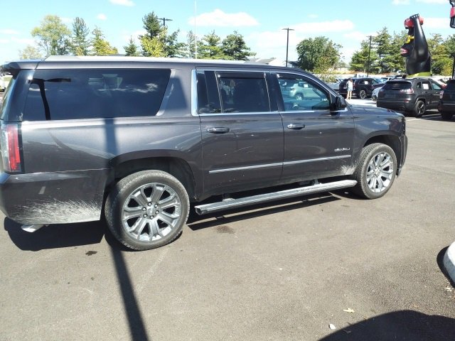 2015 Gmc Yukon XL Denali photo 2