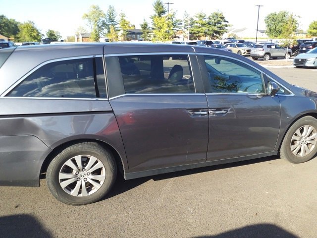 2016 Honda Odyssey EX-L photo 2