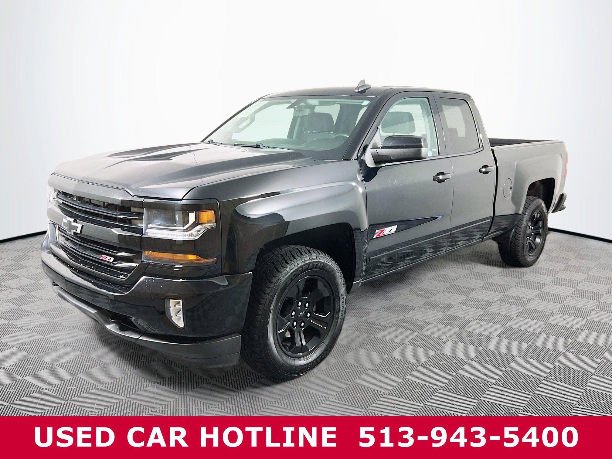 2016 Chevrolet Silverado 1500 LT photo 2
