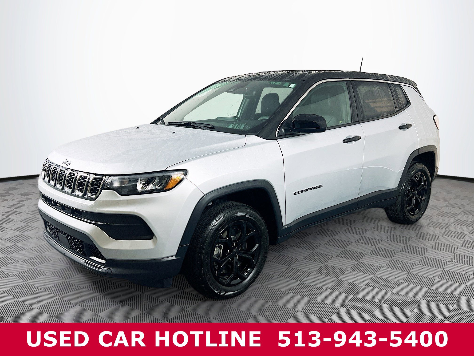 Used 2024 Jeep Compass Sport with VIN 3C4NJDAN5RT170472 for sale in Batavia, OH