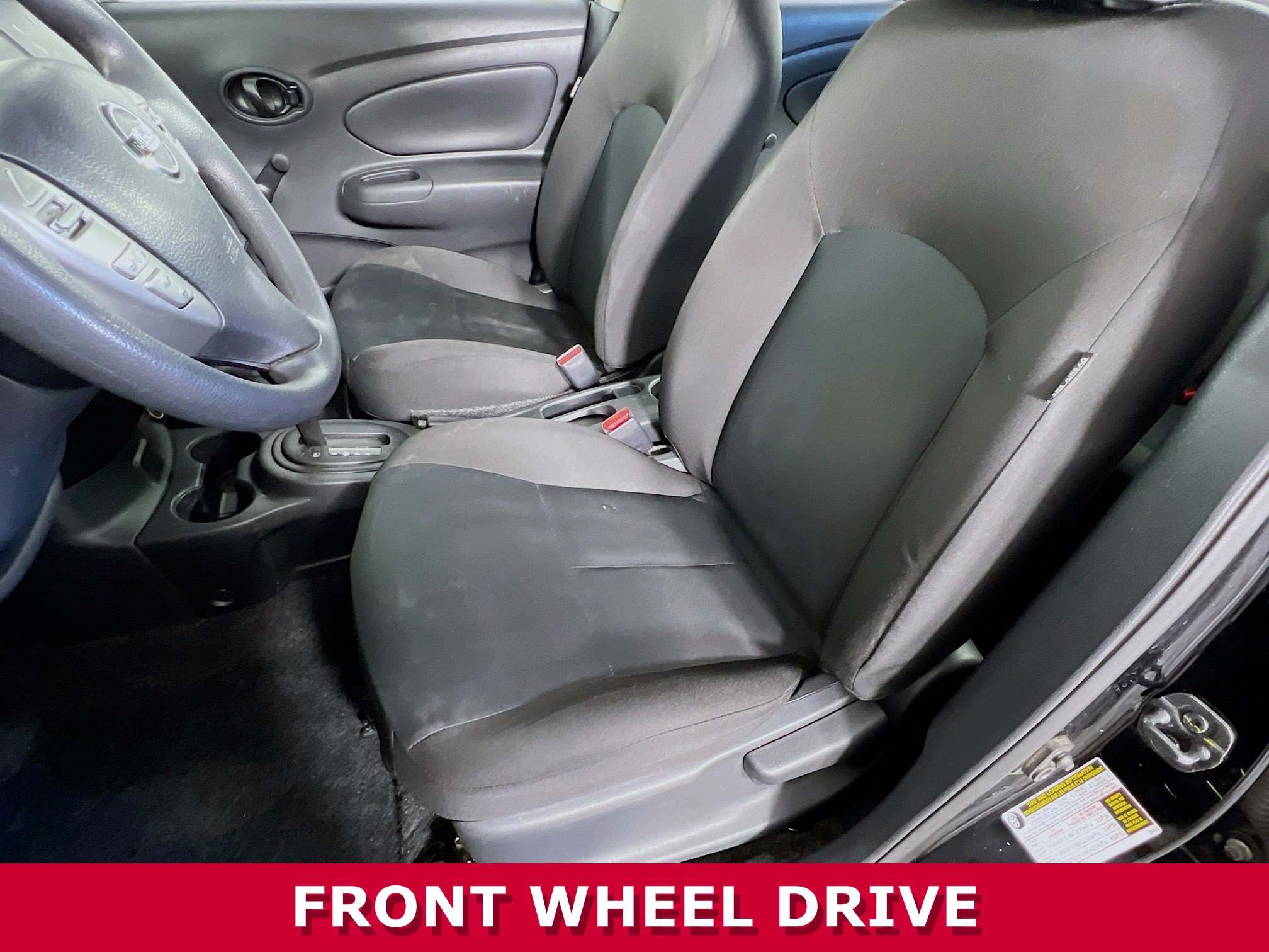 2018 Nissan Versa Sedan Plus photo 3