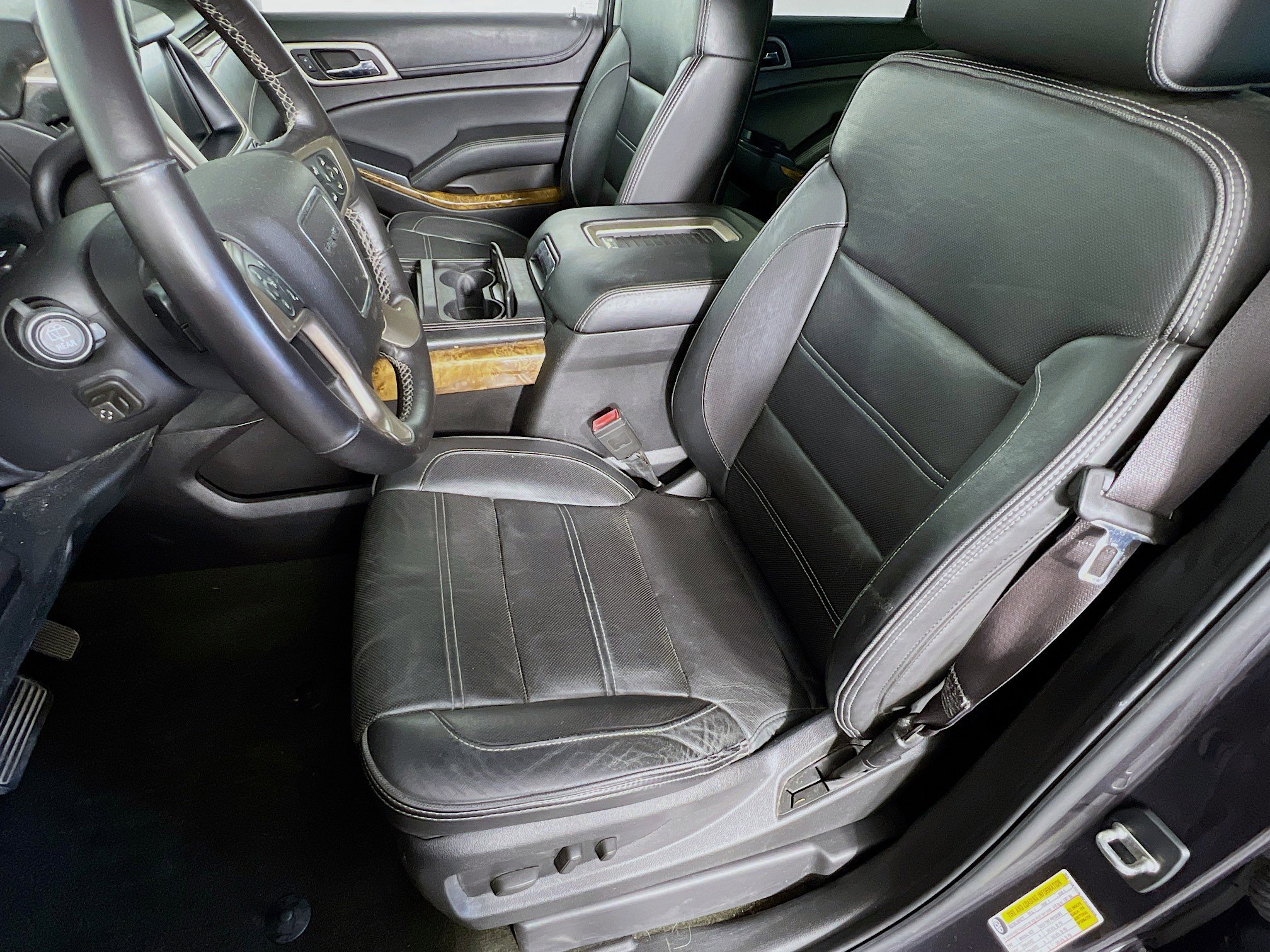 2015 Gmc Yukon XL Denali photo 3