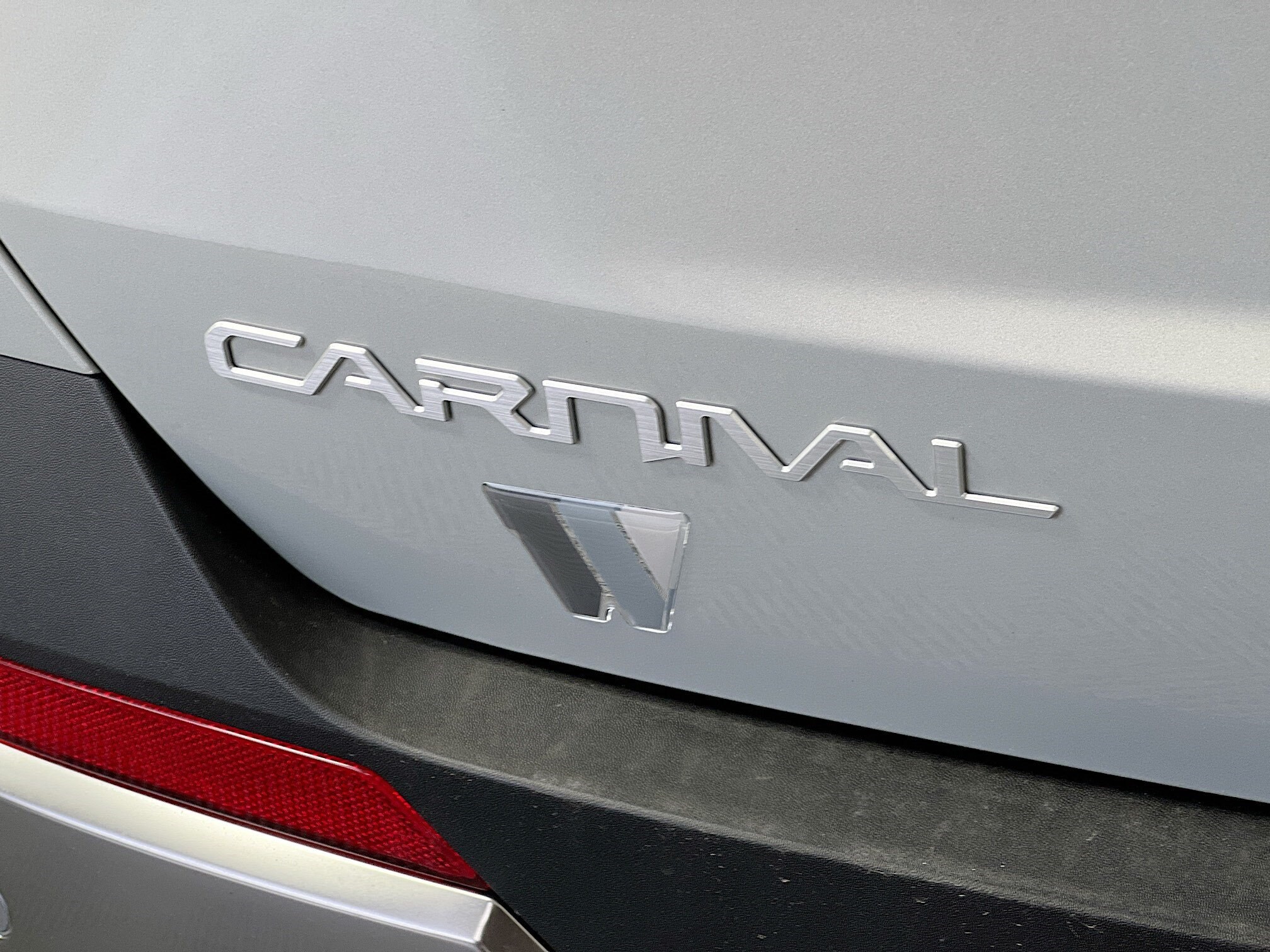 2025 Kia Carnival SX - Photo 38