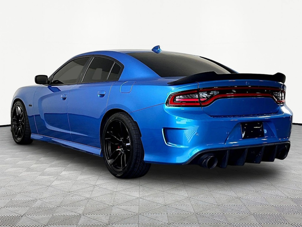 Used 2016 Dodge Charger R/T Scat Pack Sedan