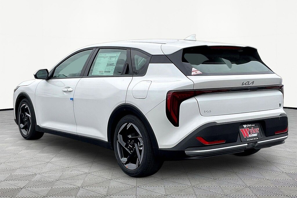 New 2026 Kia K4 Hatchback EX Hatchback