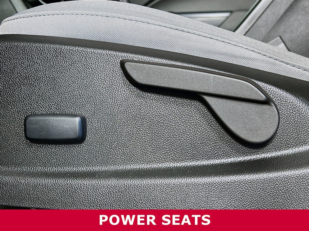 Used 2022 Chevrolet Colorado 2WD Work Truck Truck Crew Cab