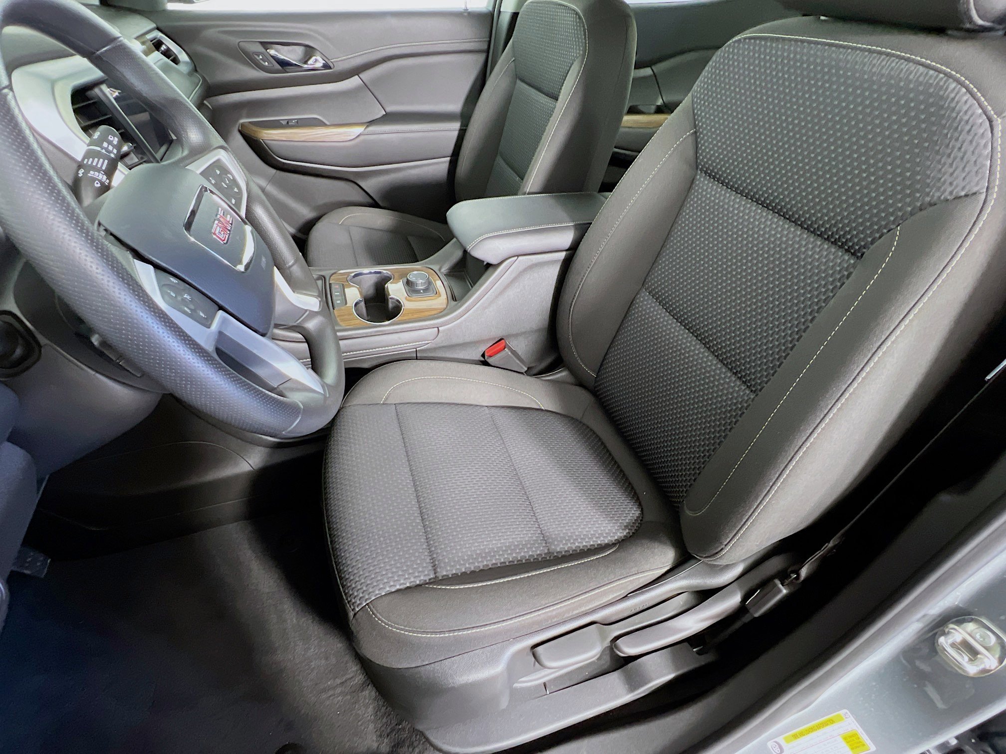 2023 Gmc Acadia SLE photo 3