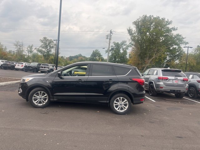 2019 Ford Escape SE photo 3