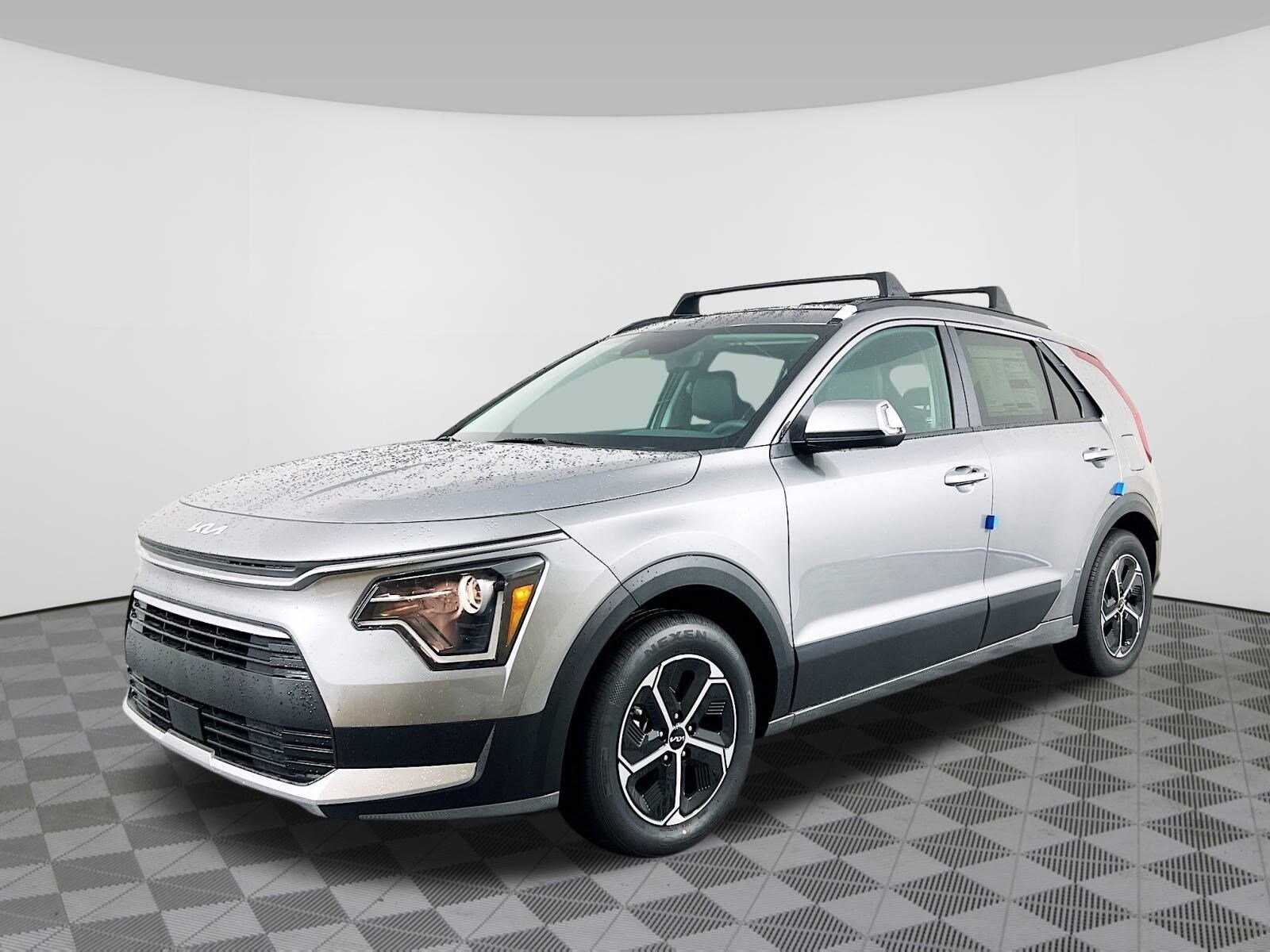 2025 Kia Niro EX photo 2