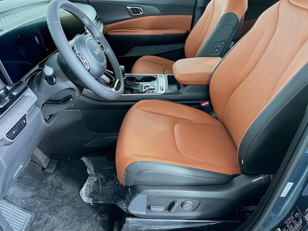 New 2026 Kia Carnival SX Van Passenger Van