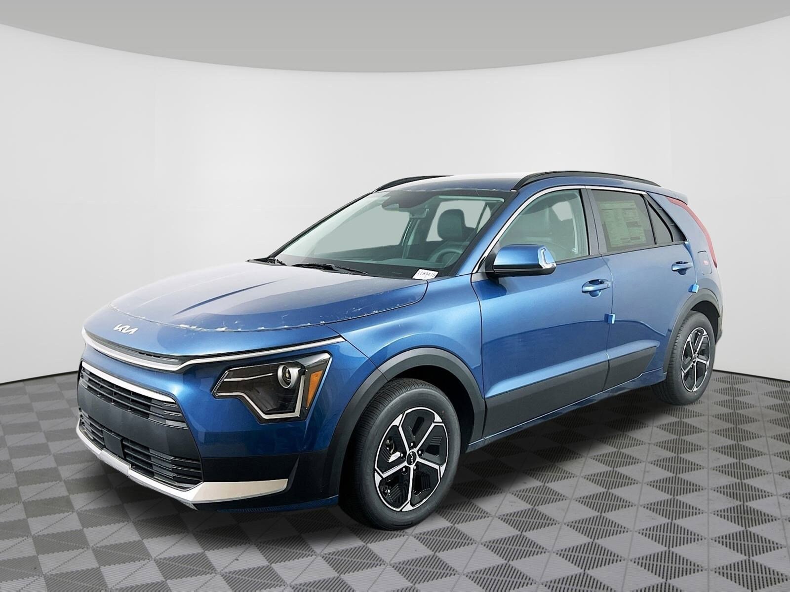 2025 Kia Niro EX photo 2