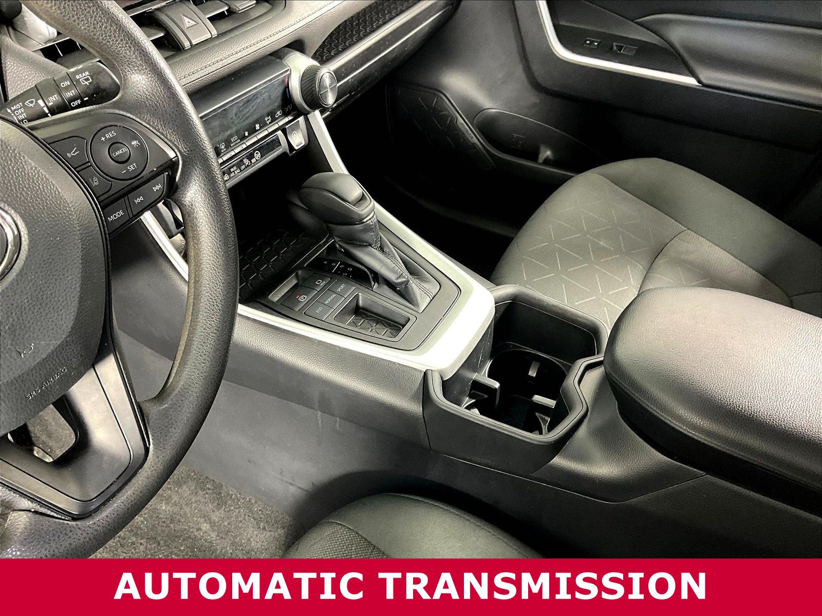 2023 Toyota RAV4 XLE - Photo 19