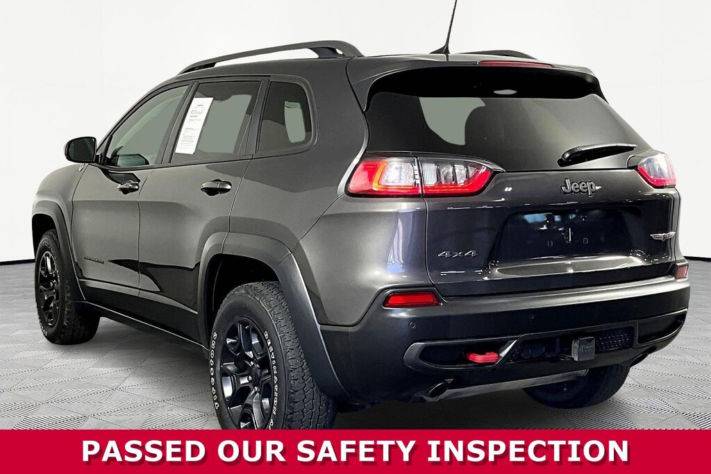 Used 2021 Jeep Cherokee Trailhawk SUV