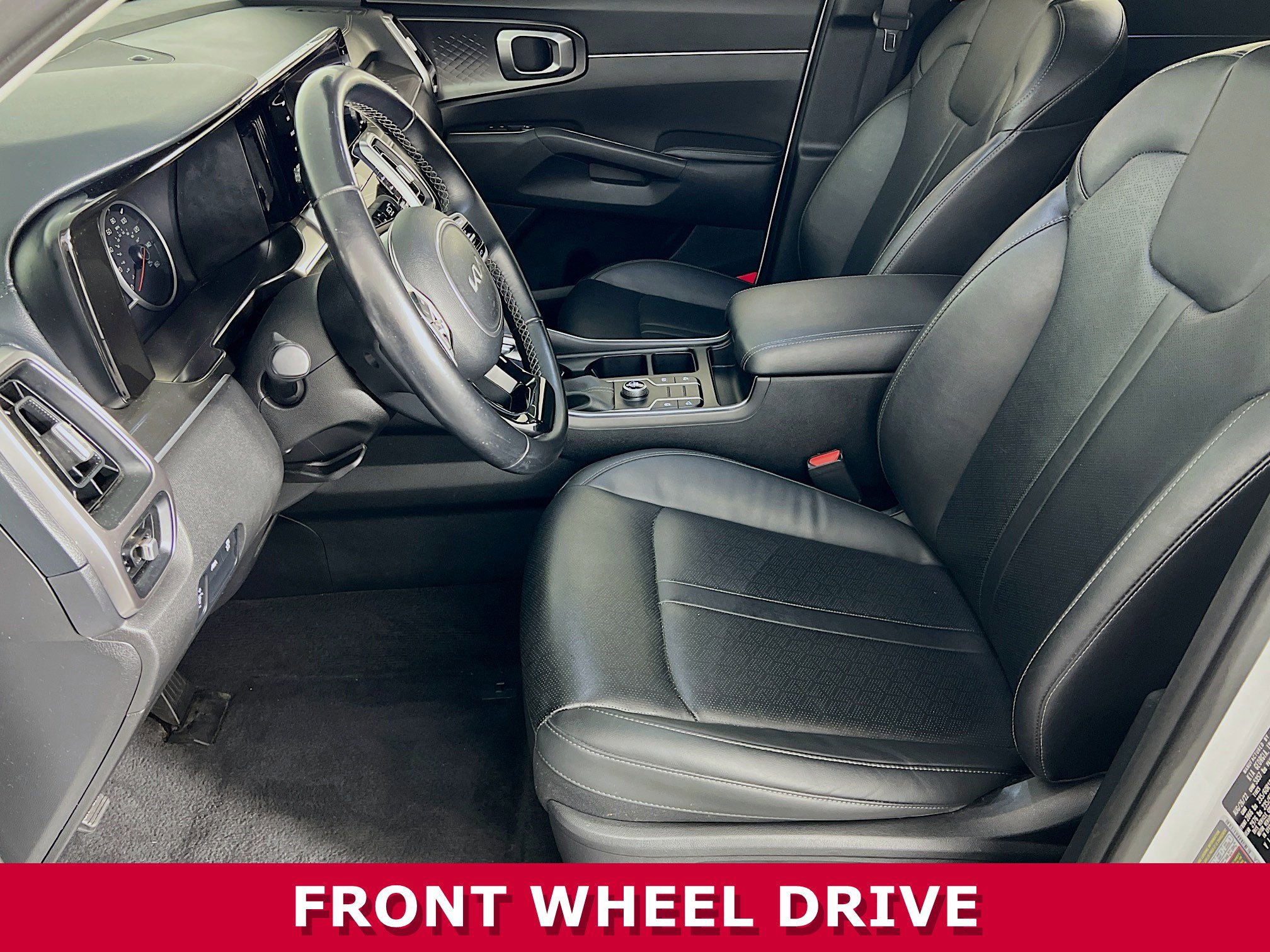 2022 Kia Sorento S photo 2