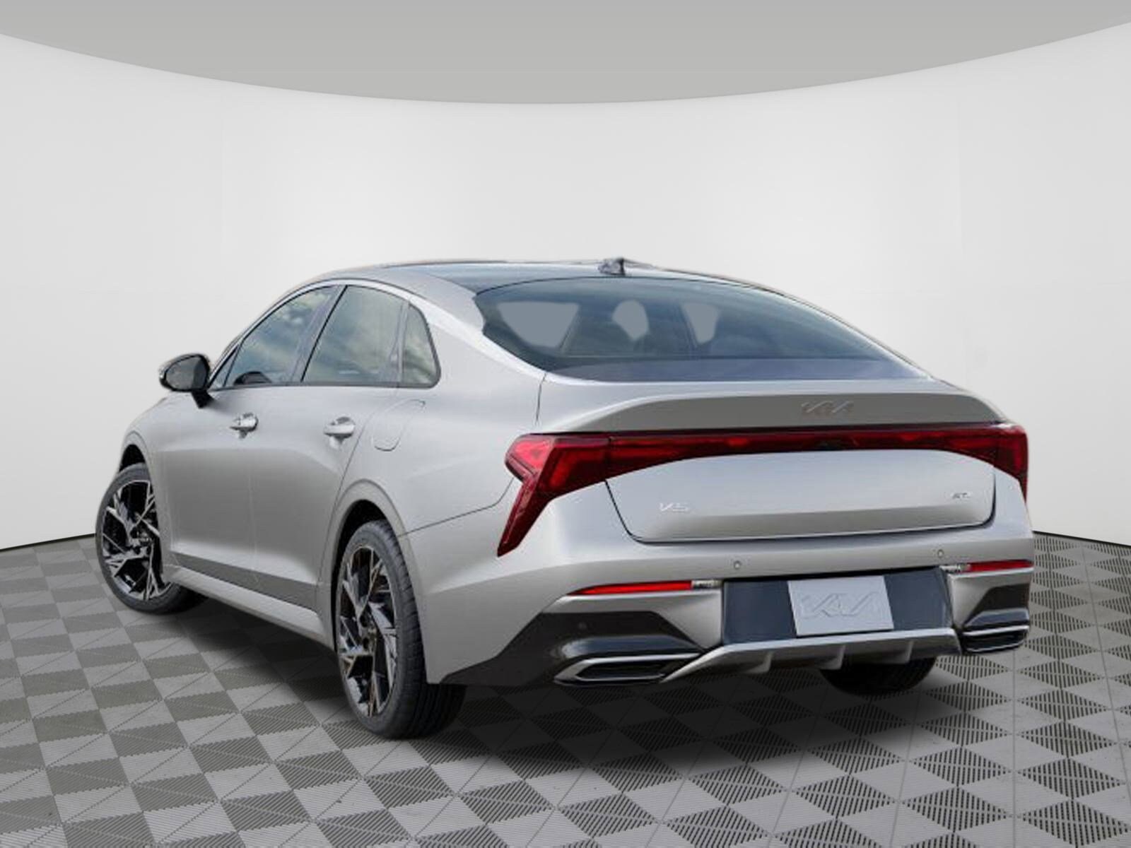 2025 Kia K5 GT-Line photo 4