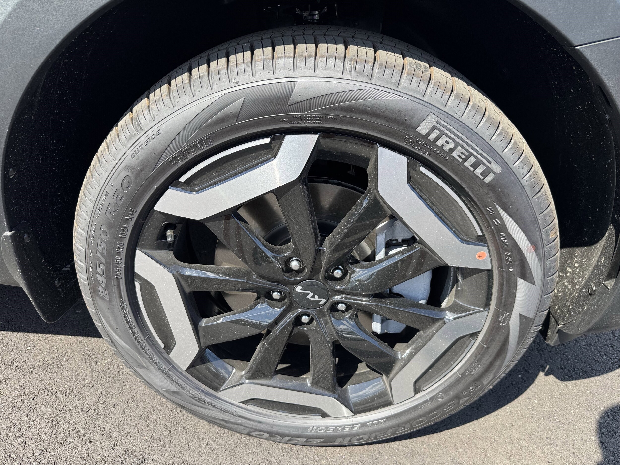 2025 Kia Telluride S photo 3