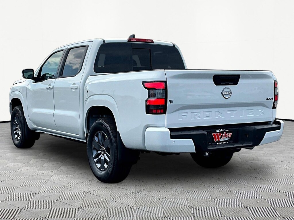 New 2026 Nissan Frontier SV Truck Crew Cab