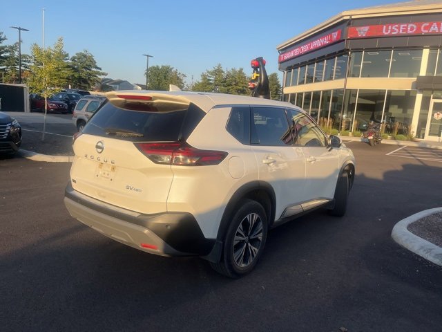 2021 Nissan Rogue SV photo 2