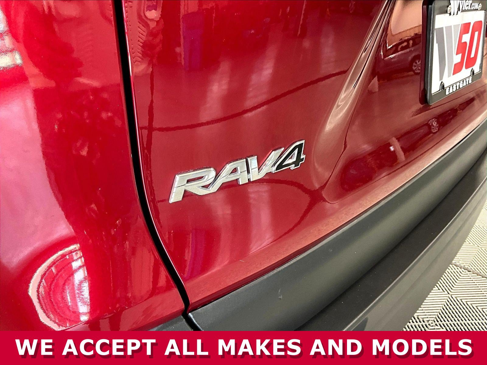 2023 Toyota RAV4 XLE - Photo 25