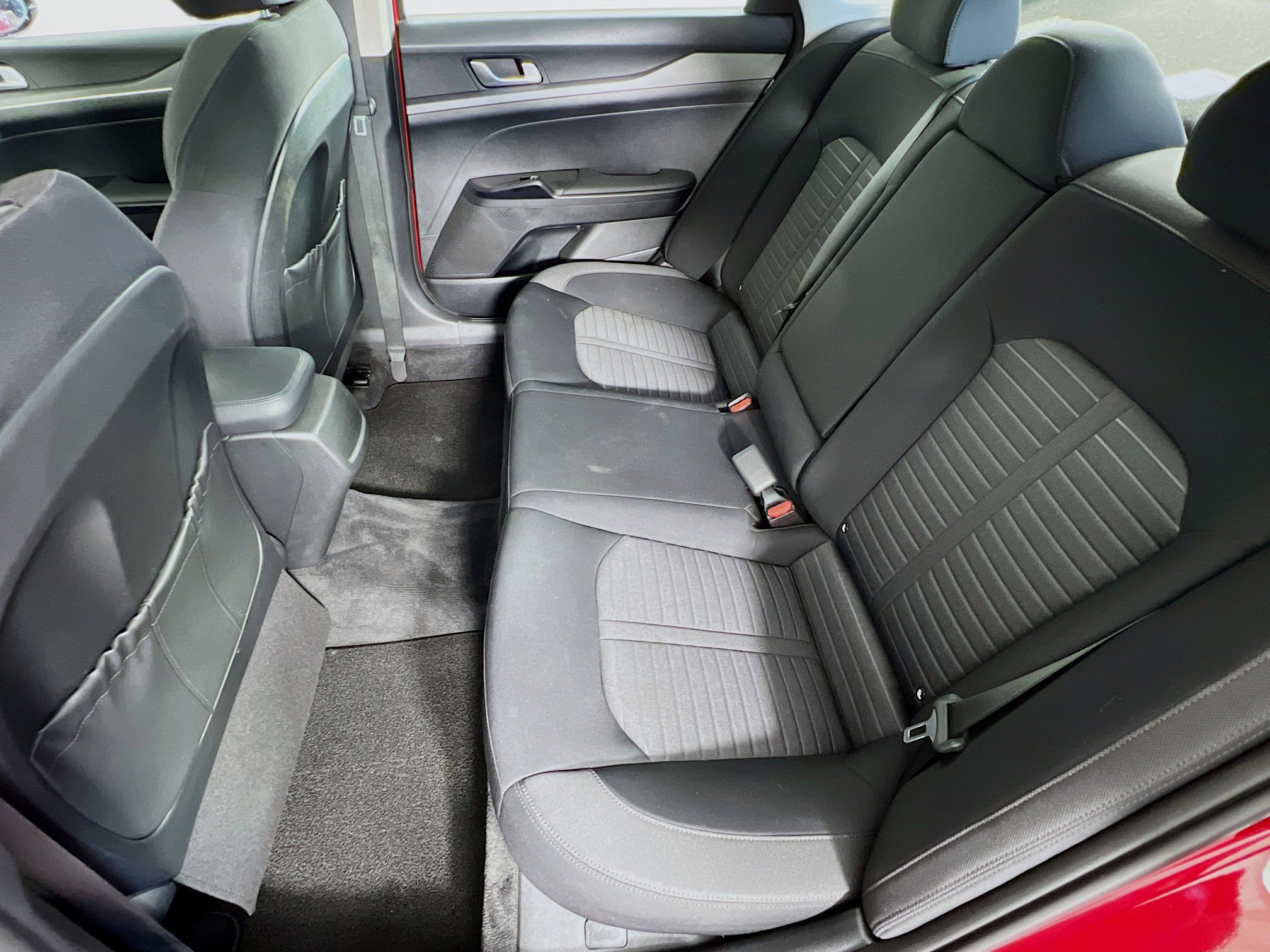 2025 Kia K5 LXS photo 4