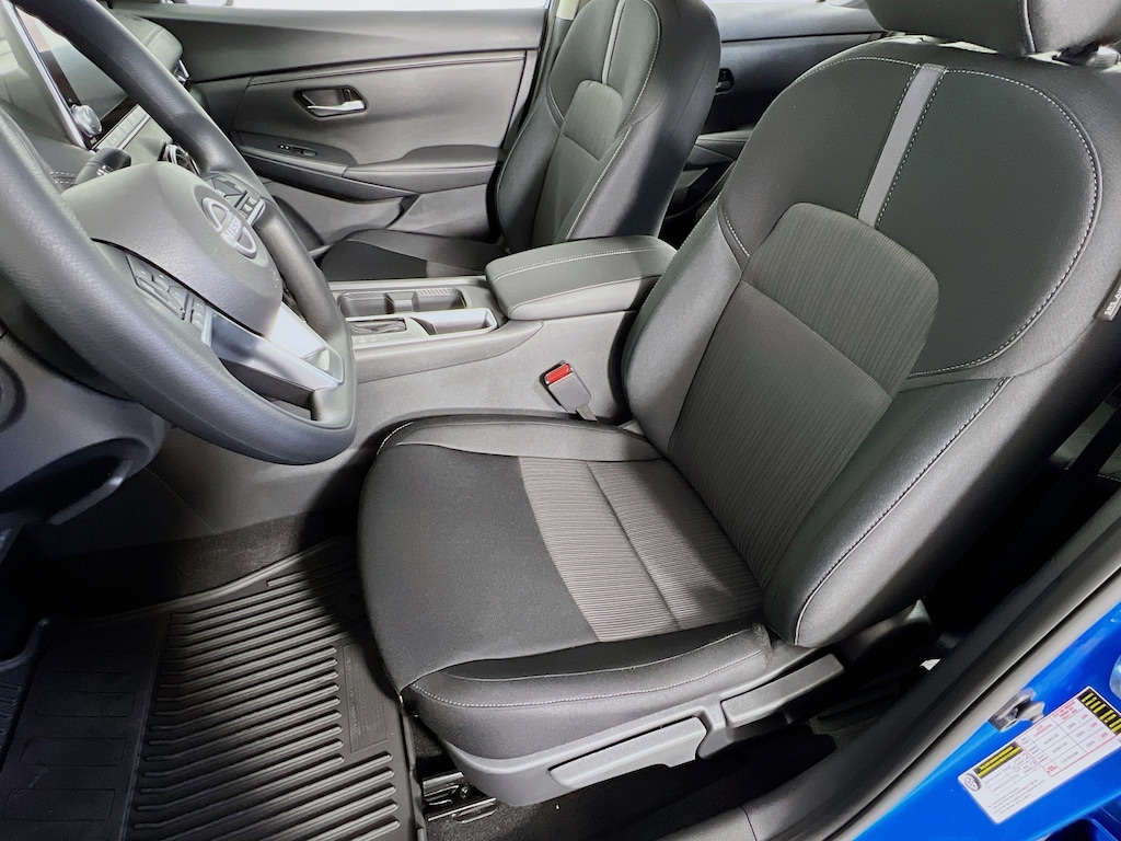 New 2025 Nissan Sentra SV Sedan