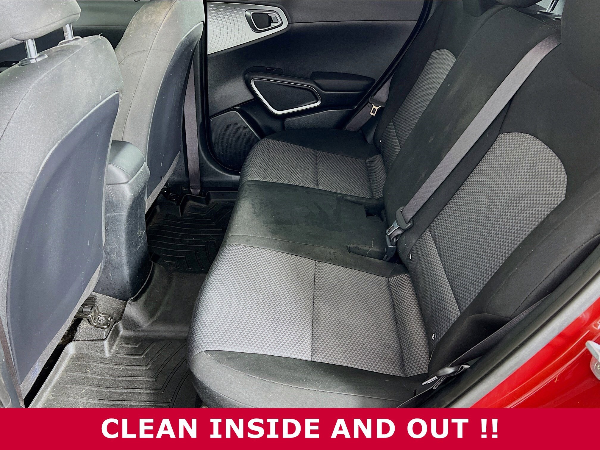 2022 Kia Soul LX photo 3