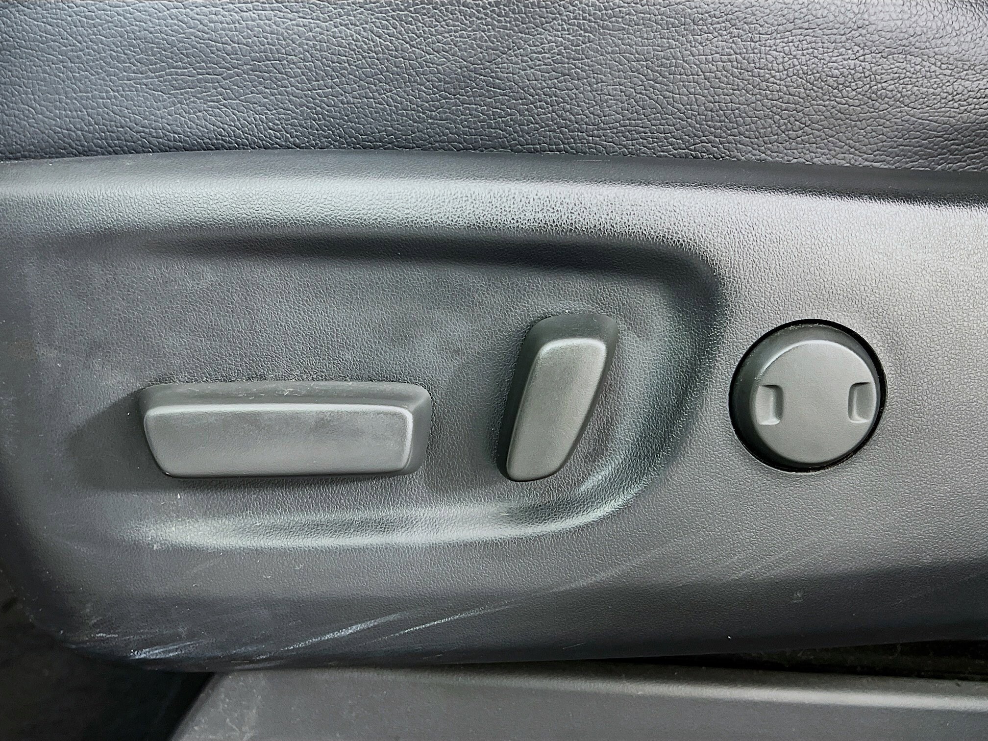 2014 Toyota Sienna SE photo 4