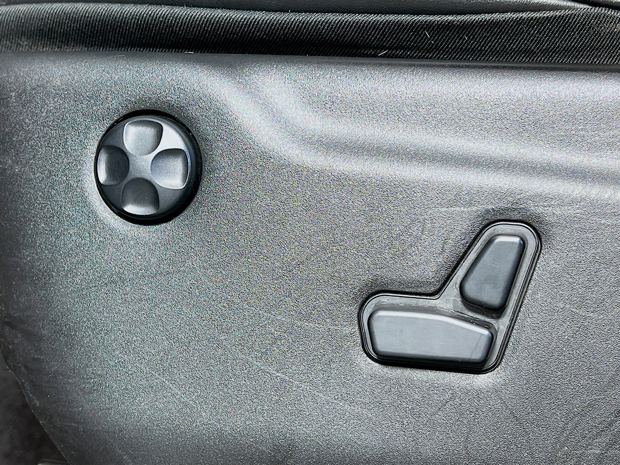 2016 Jeep Grand Cherokee High Altitude photo 4