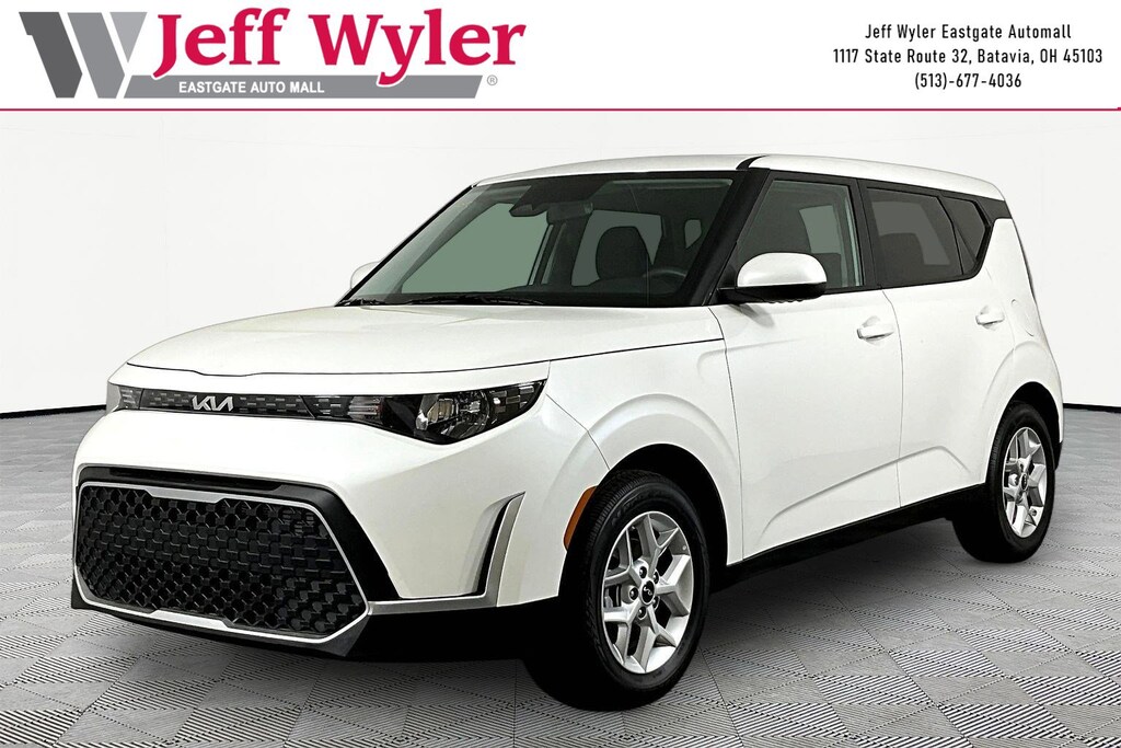 Used 2025 Kia Soul LX Hatchback