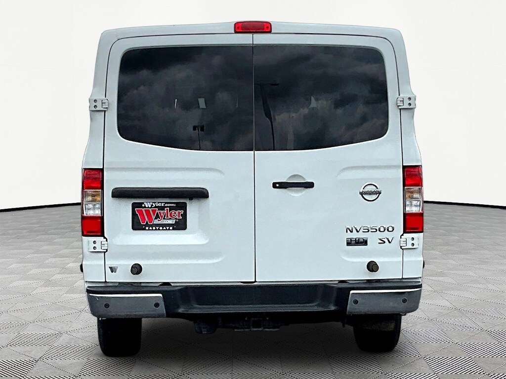 Used 2016 Nissan NVP SV Van