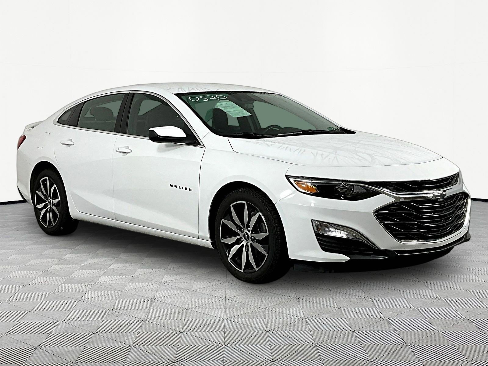 2024 Chevrolet Malibu RS - Photo 3