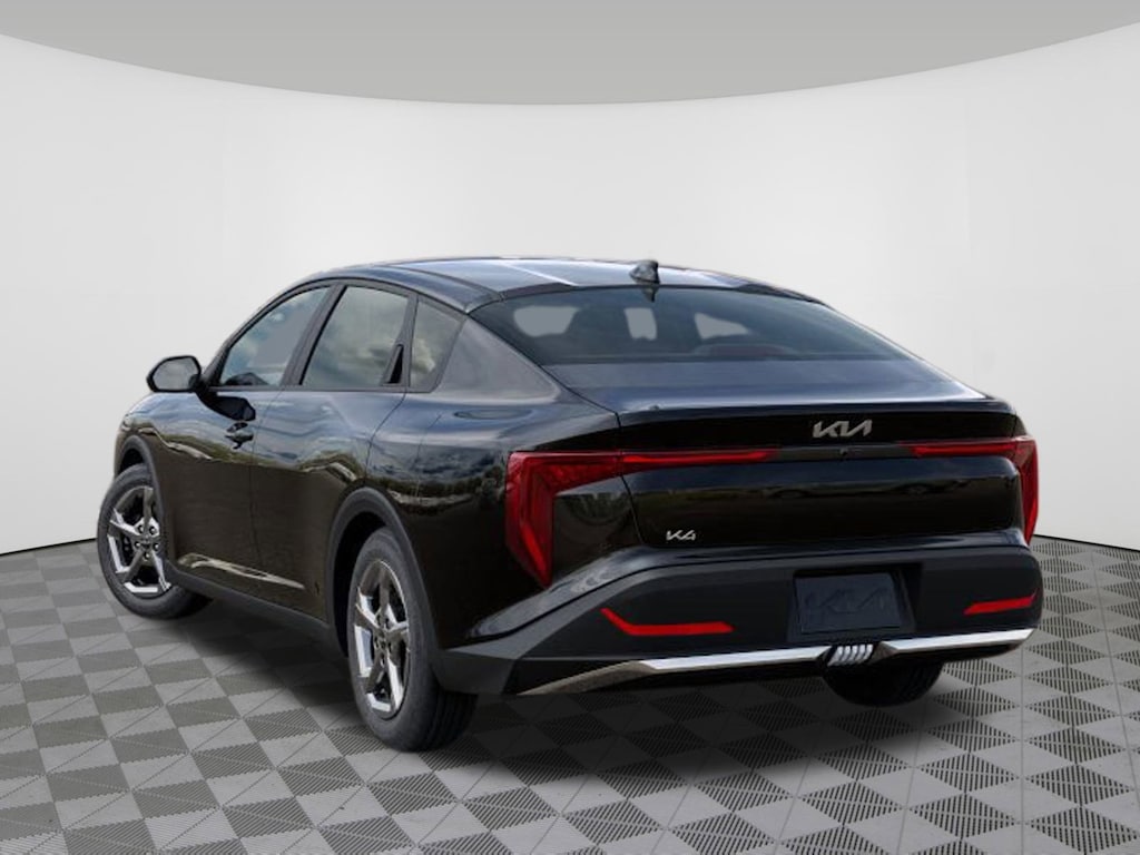 New 2026 Kia K4 LXS Sedan
