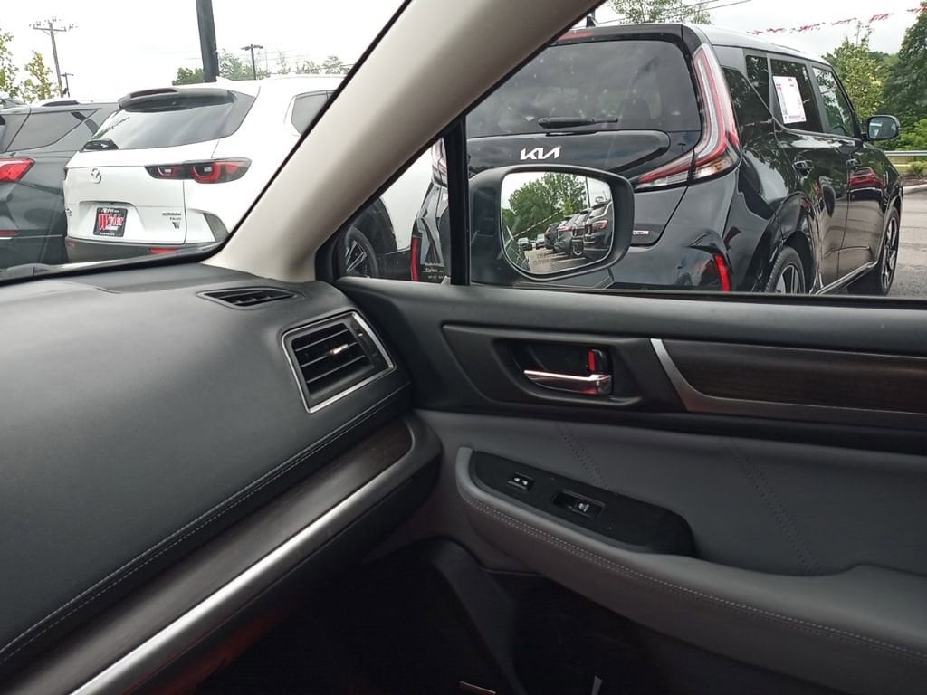 2018 Subaru Legacy Limited - Photo 14