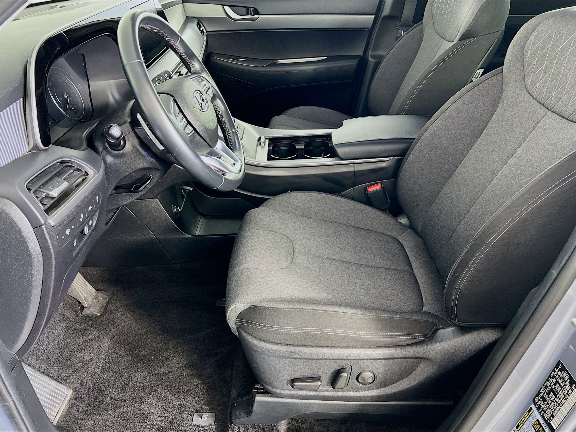 2020 Hyundai Palisade SEL photo 2