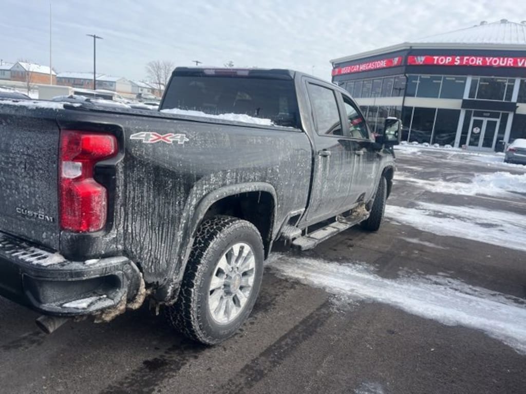 Used 2024 Chevrolet Silverado 2500HD Custom Truck Crew Cab