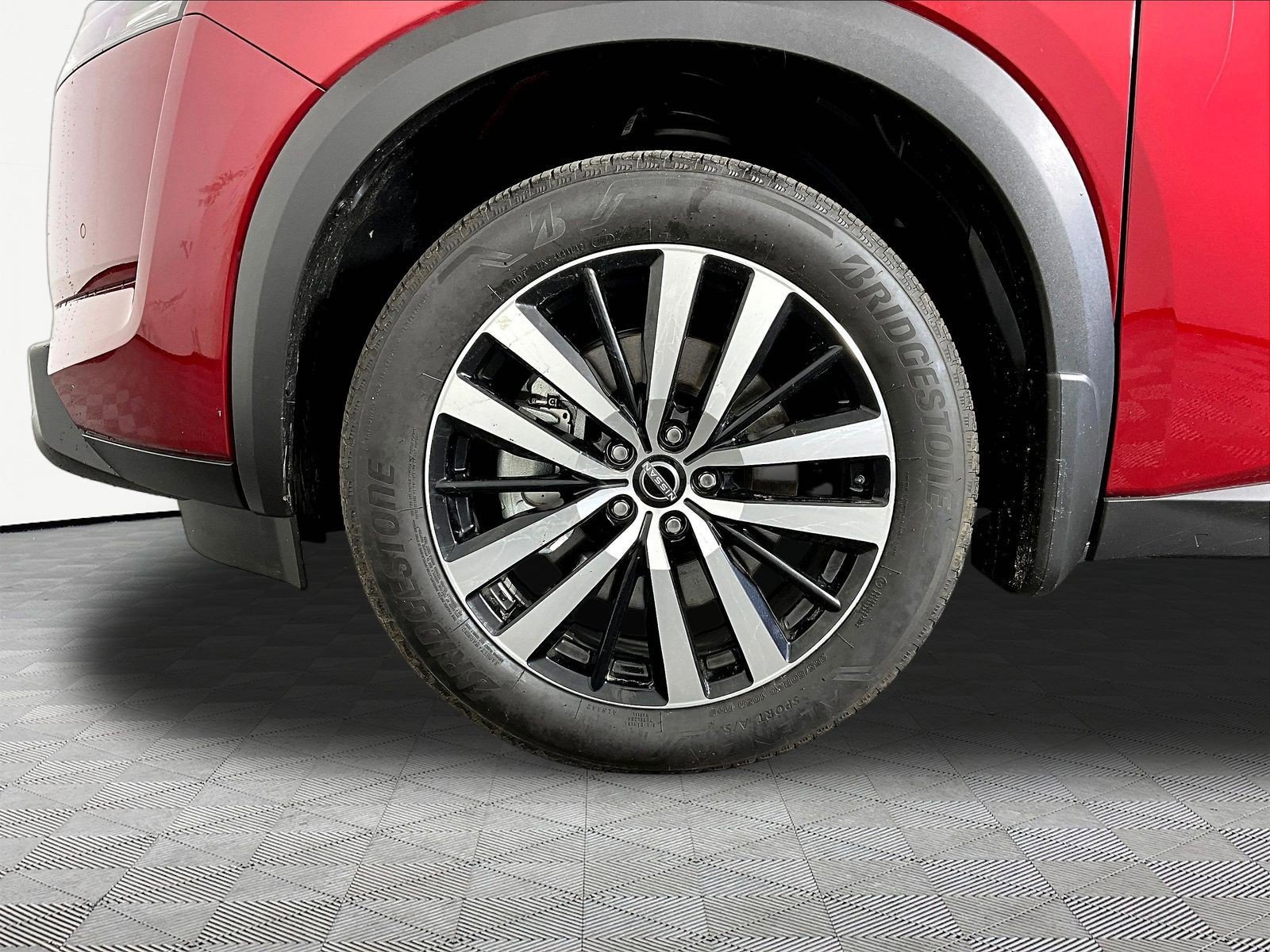 2025 Nissan Pathfinder Platinum - Photo 31