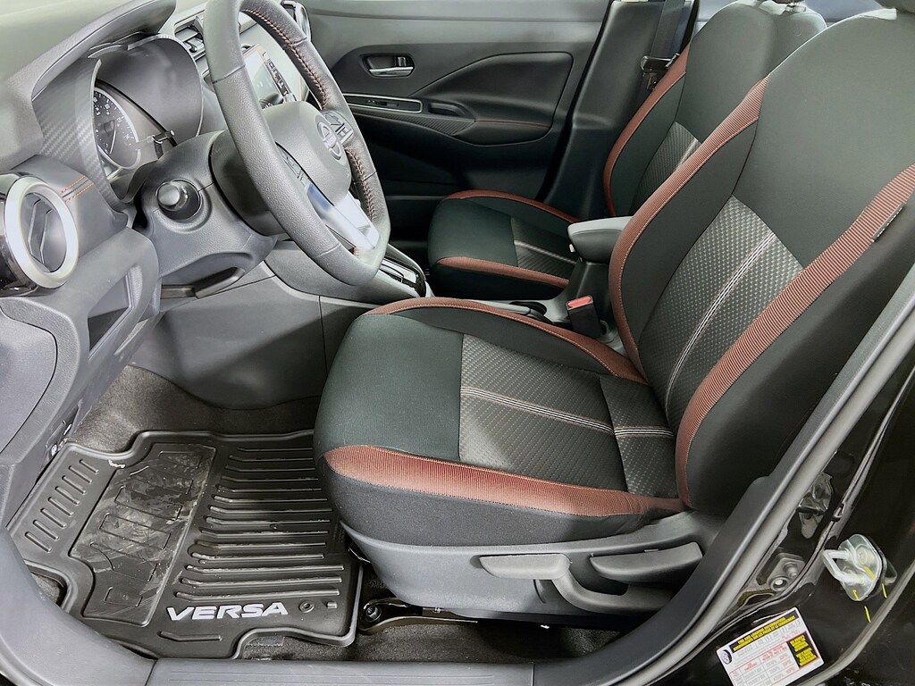 New 2025 Nissan Versa SR Sedan
