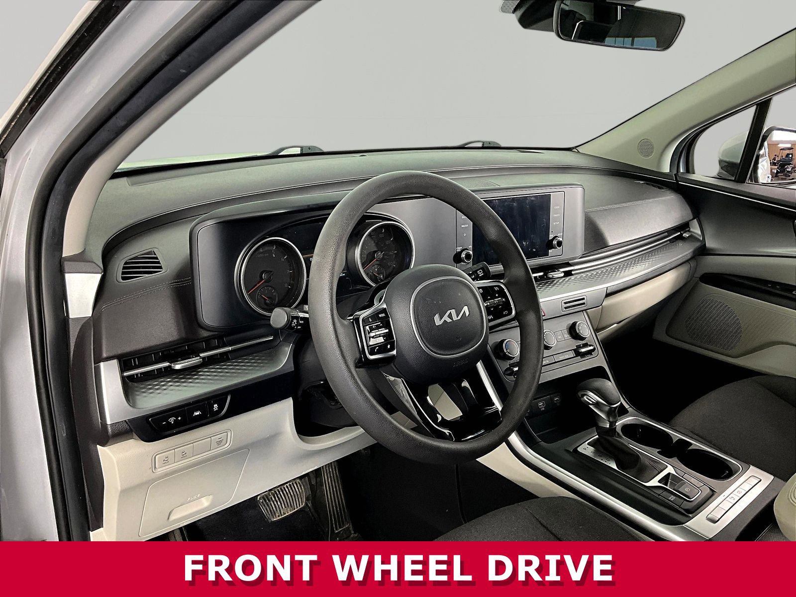 2022 Kia Carnival LX - Photo 17