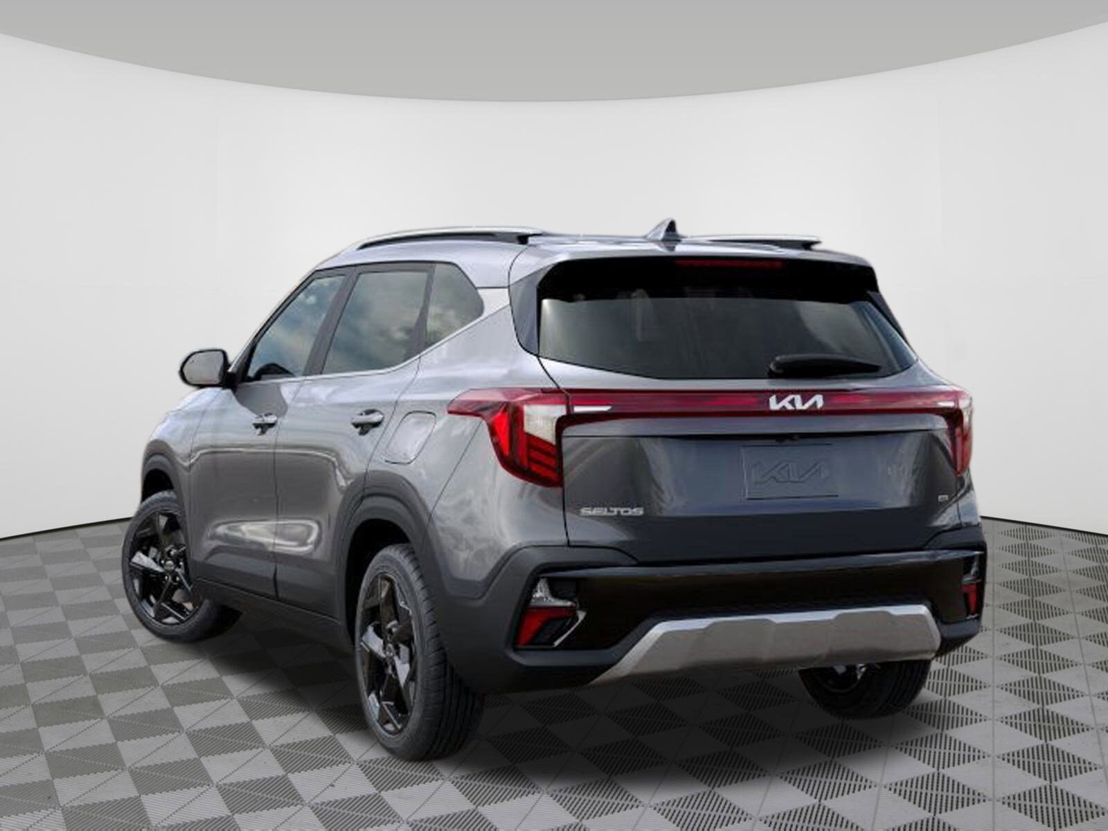 2026 Kia Seltos EX photo 4