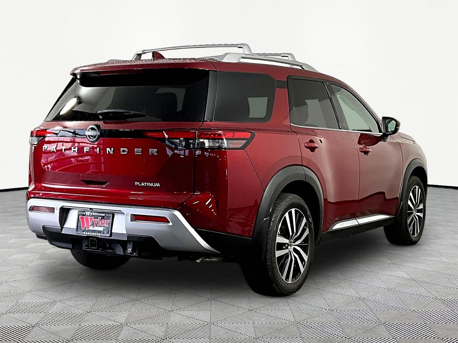 2025 Nissan Pathfinder Platinum - Photo 6