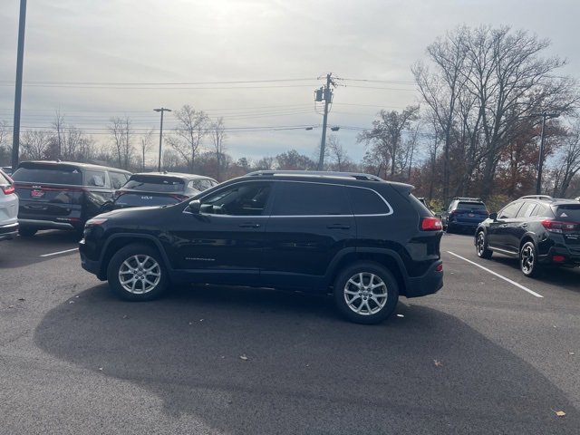2017 Jeep Cherokee Latitude photo 3